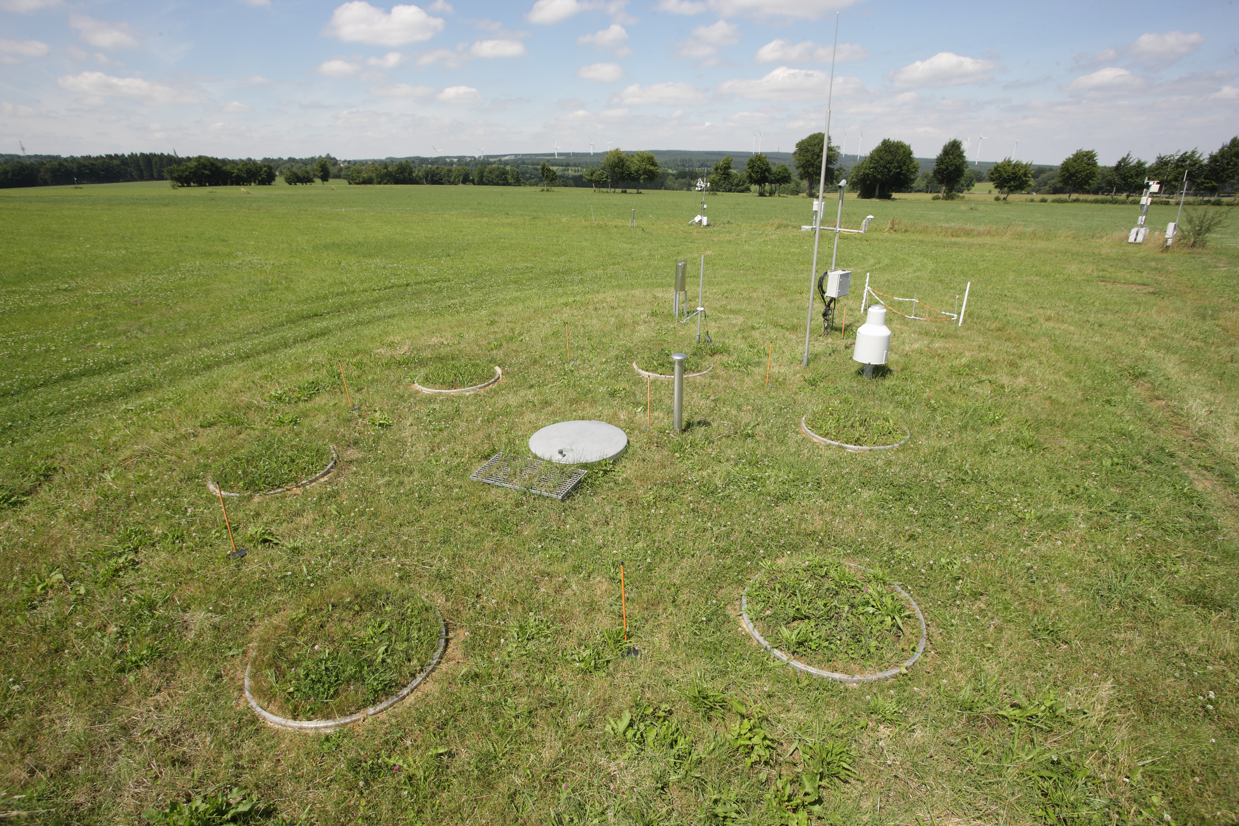 Lysimeter station at the Rollesbroich test site (Photo: FZJ). 